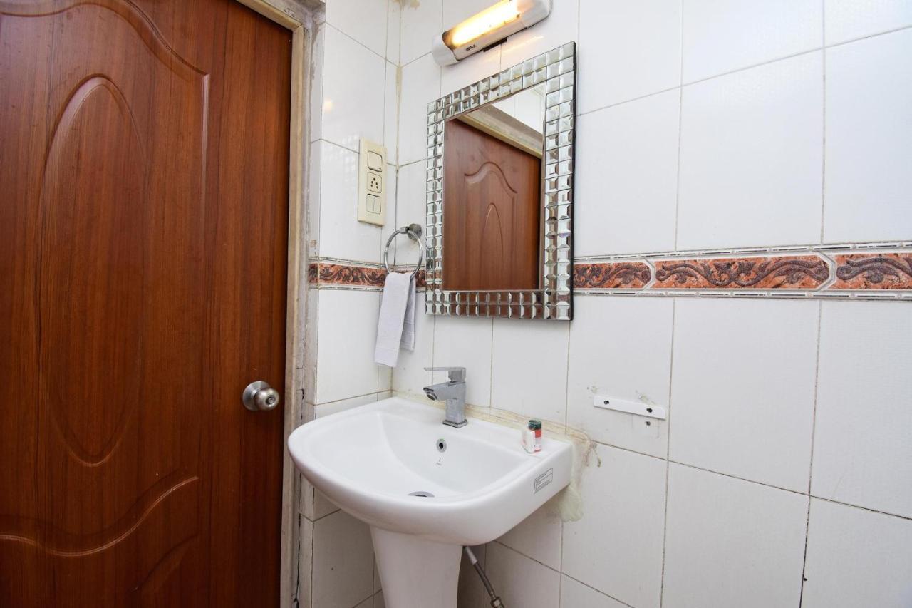 Oyo 2510 Near Camac Street Hotel Kalkutta Kültér fotó